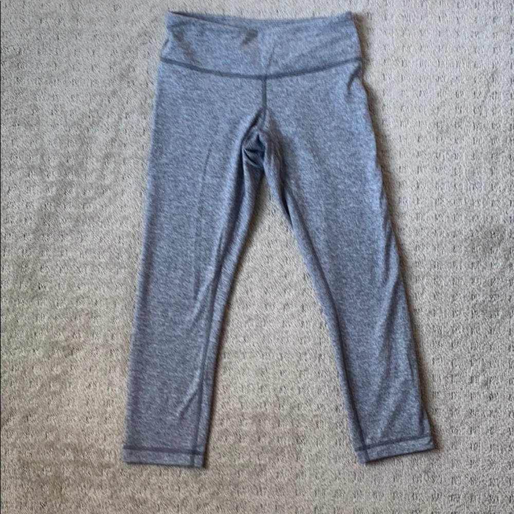 Lulu lemon grey cropped leggings
